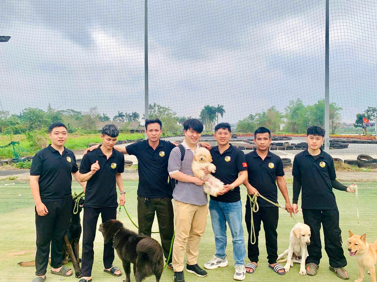 Báo Financial News Hàn Quốc Phỏng Vấn Trung Tâm Huấn Luyện Chó Trí Linh